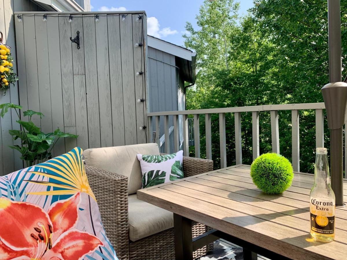 Le Retro Chic A Mont-Tremblant Apartment Exterior photo